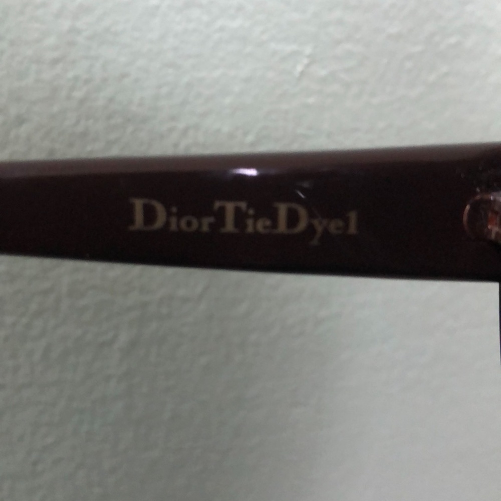 Dior Oversized Sunglasses - Picture 7 of 12